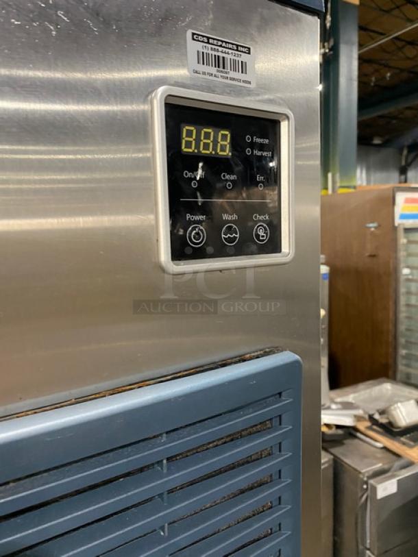 Blue-Air Commercial Stainless Steel Electric Powered Air-Cooled Cresent Cube Ice Making Machine Head/Storage Bin Combo! With Top Hinged Heavy-Duty Lid! Model: BLMI-500A/BLIB-300S_BA126 SN: BIB3A94NB00015! 115V 1 Phase! On Legs! - Image 7 of 9