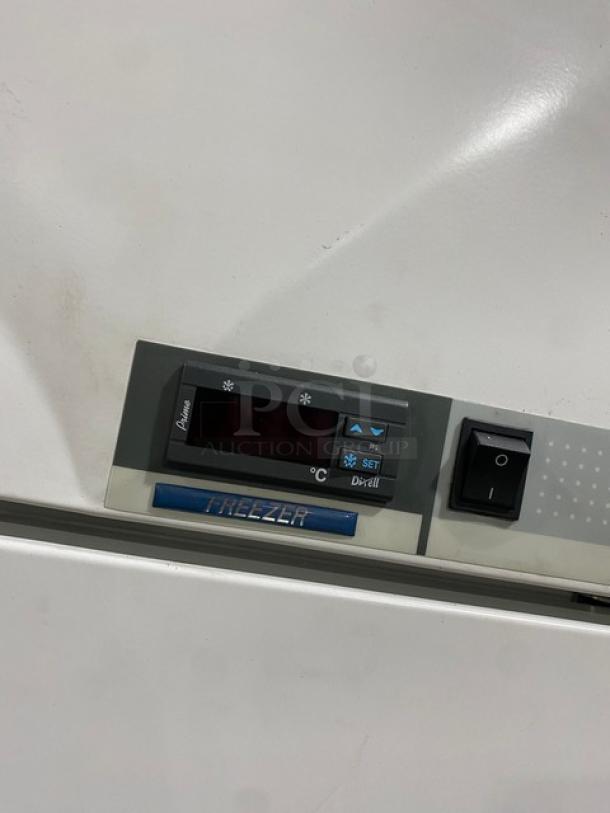 Norlake Commercial White Single Door Reach In Storage Freezer! With Poly Coated Wire Rack! Model: MSXF211WWW/8 SN: 04040822! 115/208-230V! - Image 7 of 8