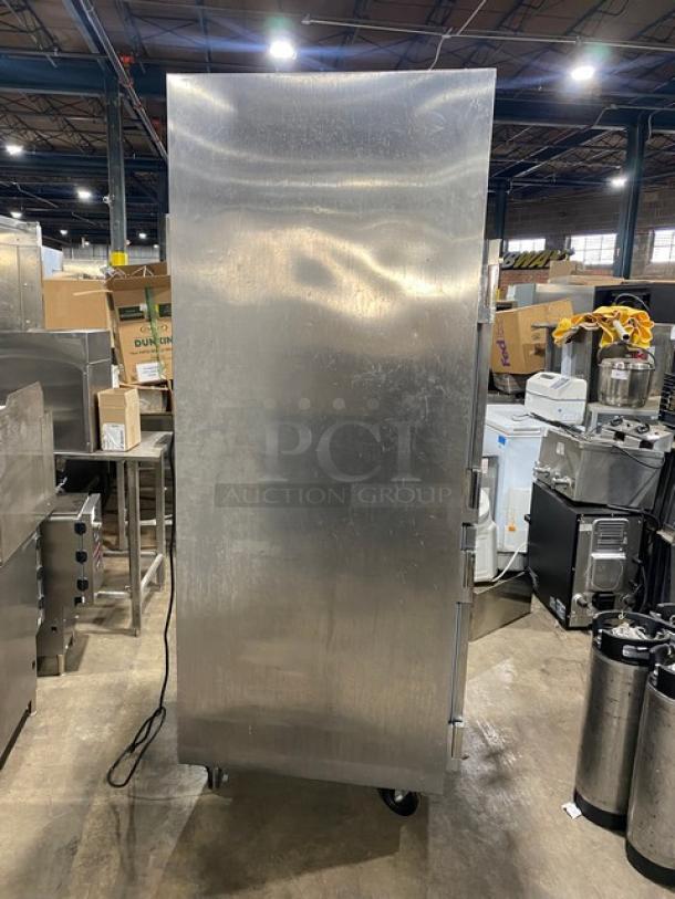 Traulsen Commercial Stainless Steel Solid Half Door Single Section Reach In Refrigerator! With Wired Racks! Model: AHT132DUT-HHS SN: 22K03632! 115V 1 Phase! On Casters! - Image 4 of 9