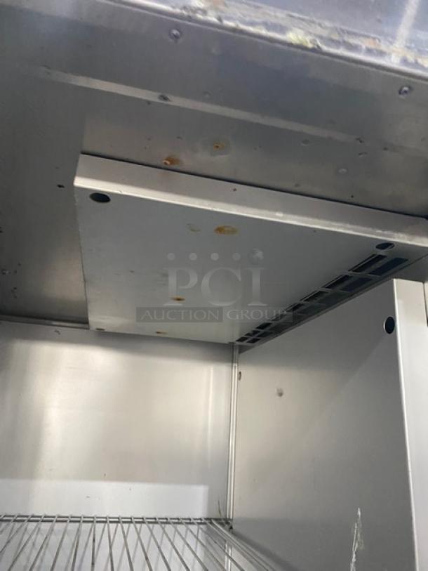 Traulsen Commercial Stainless Steel Solid Half Door Single Section Reach In Refrigerator! With Wired Racks! Model: AHT132DUT-HHS SN: 22K03632! 115V 1 Phase! On Casters! - Image 6 of 9