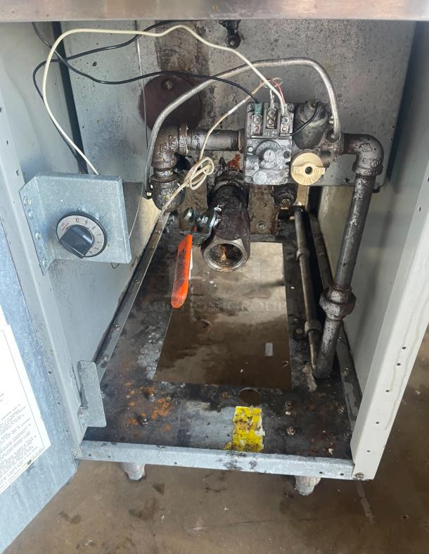 DEEP FRYER 40LBS,
NATURAL GAS. - Image 4 of 6