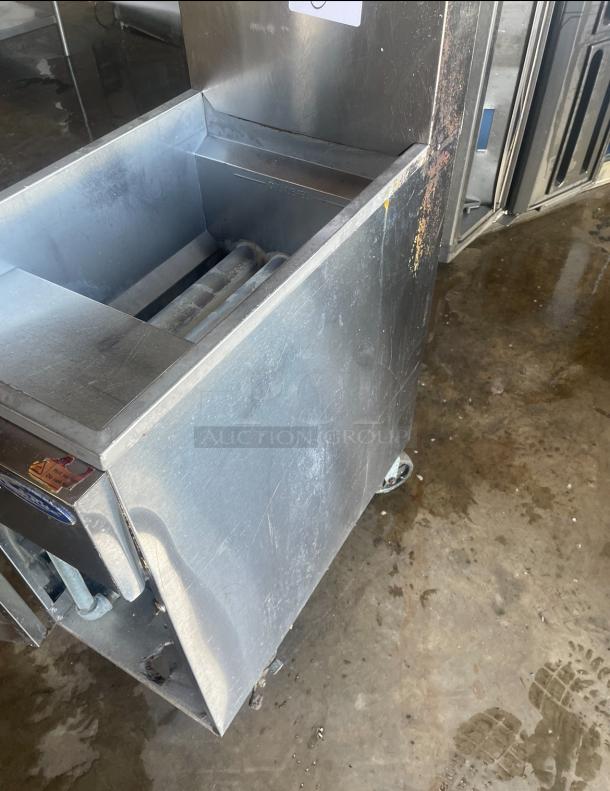 DEEP FRYER 40LBS,
NATURAL GAS - Image 4 of 5