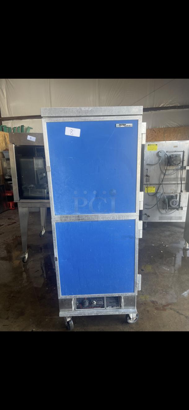 FOOD WARMER 220 VOLTS (PLUG CORD MISSING). - Image 1 of 8