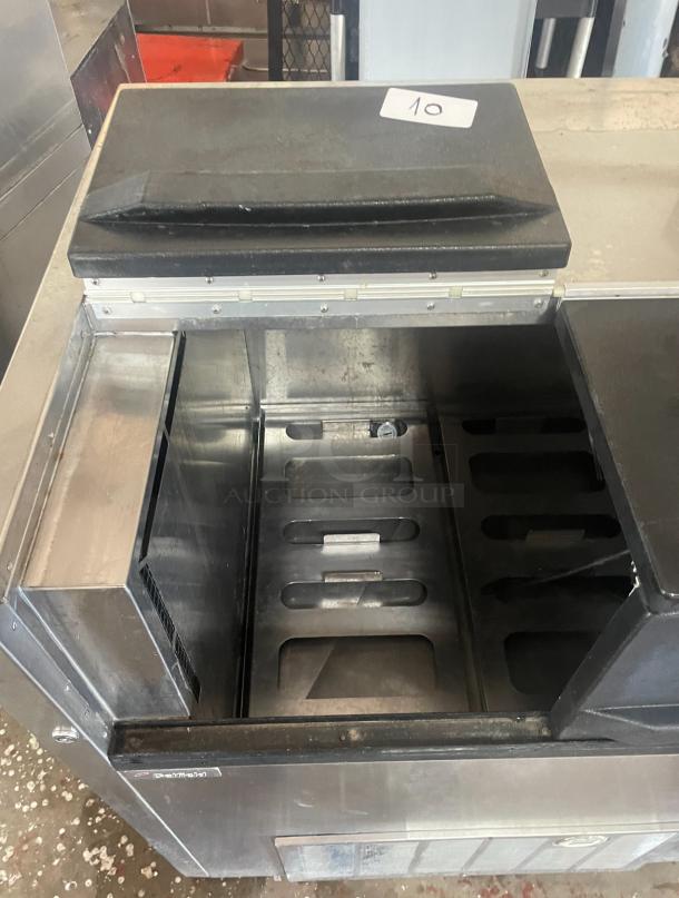 MILK COOLER, 115 VOLTS - Image 3 of 8