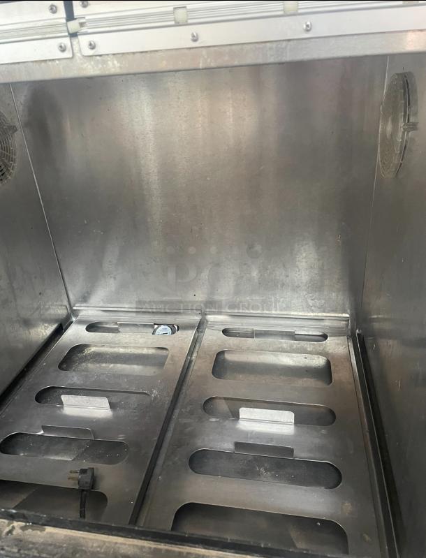 MILK COOLER, 115 VOLTS - Image 7 of 8