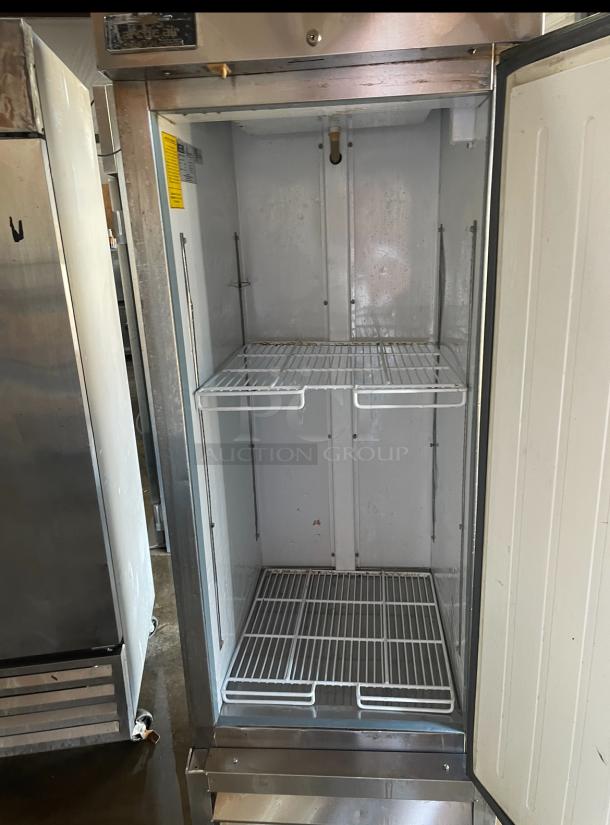 ARTIC AIR FREEZER, SINGLE DOOR, ON CASTERS. - Image 2 of 6
