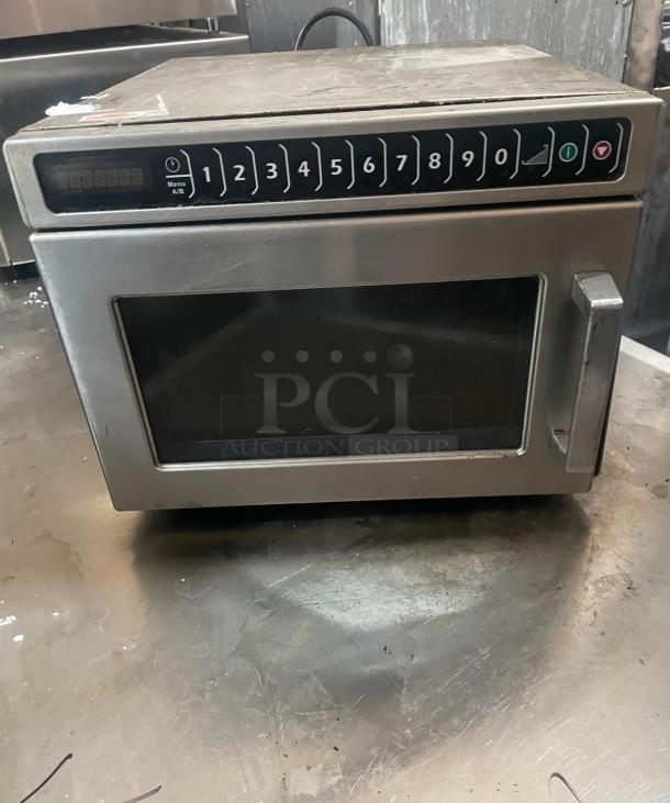 MICROWAVE - Image 1 of 4