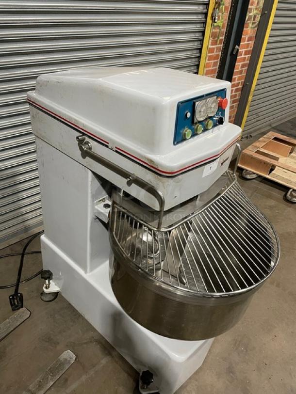 WOW! Omcan! 2020 Late Model! Commercial Heavy Duty Electric Powered Spiral Dough Mixer! With Stainless Steel Bowl Guard & Mixing Bowl! With Spiral Dough Hook Attachment! Model: FM60 SN: 20020600023! 220V 3 Phase! WORKING WHEN REMOVED! - Image 11 of 11