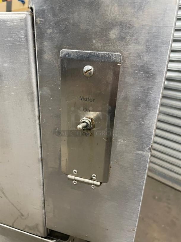 RARE FIND! Old Hickory Commercial Stainless Steel Natural Gas/Charcoal Powered Churrasco Rotisserie Grill! With 13 Knife Spits! With Single Shelf Equipment Stand! On Legs! WORKING WHEN REMOVED! - Image 9 of 15