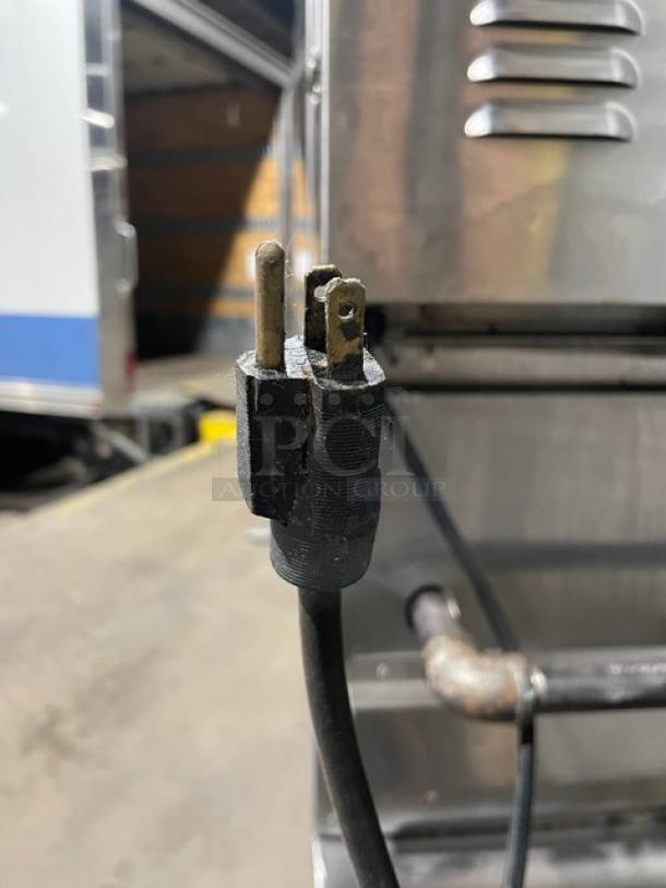 RARE FIND! Old Hickory Commercial Stainless Steel Natural Gas/Charcoal Powered Churrasco Rotisserie Grill! With 13 Knife Spits! With Single Shelf Equipment Stand! On Legs! WORKING WHEN REMOVED! - Image 11 of 15