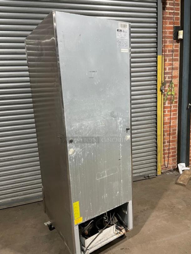 LIKE NEW! Arctic Air Commercial Stainless Steel Solid Single Door Reach In Freezer! With Poly Coated Wire Rack! Model: AF23 SN: H8157523! 115V! On casters! - Image 3 of 11