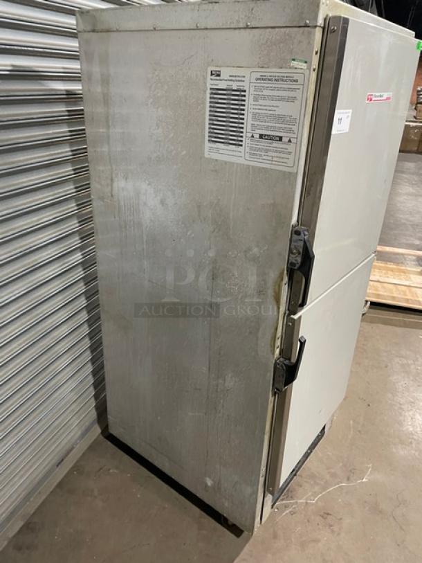 Metro Flavor Hold Series Commercial Single Section Half Door Insulated Mobile Heated Holding/Proofing Cabinet! With Wide Pan Holding Panels! Model: C199-H(1)N SN: 28595! 120V! On Casters! - Image 4 of 12