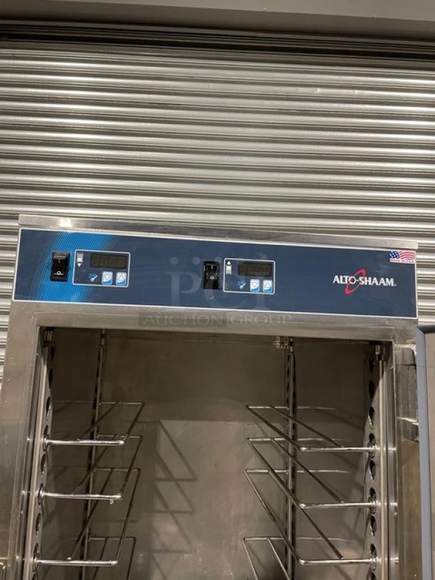 Alto-Shaam! 2021 Late Model! Halo Heat Series Commercial Stainless Steel Dutch Door Dual Compartment Mobile Heated Holding/Proofing Cabinet! With Universal Holding Racks! Model: 1200-UP SN: 3040338-5! 120V 1 Phase! On Casters! - Image 6 of 12