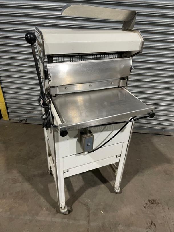 Oliver Commercial White Electric Powered Heavy Duty Variety Bread Slicer! With Stainless Steel Worktop! Model: 777 SN: 169019! 115V 1 Phase! On Casters! WORKING WHEN REMOVED! - Image 3 of 10