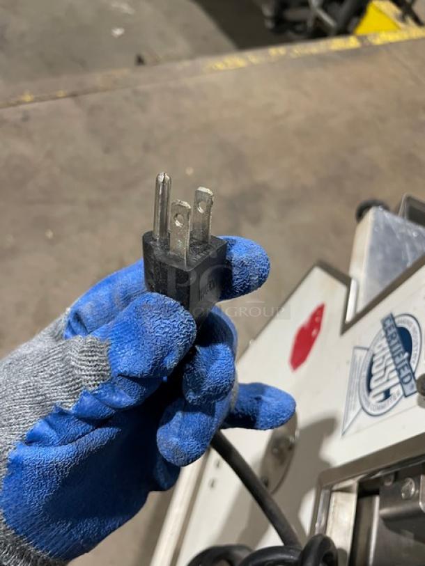 Oliver Commercial White Electric Powered Heavy Duty Variety Bread Slicer! With Stainless Steel Worktop! Model: 777 SN: 169019! 115V 1 Phase! On Casters! WORKING WHEN REMOVED! - Image 7 of 10