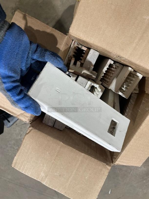 Old Hickory Commercial Stainless Steel Natural Gas Powered Rotisserie Oven! With 7 Knife Spits! With NEW Heavy-Duty Fire Bricks! On Casters! WORKING WHEN REMOVED! - Image 14 of 16