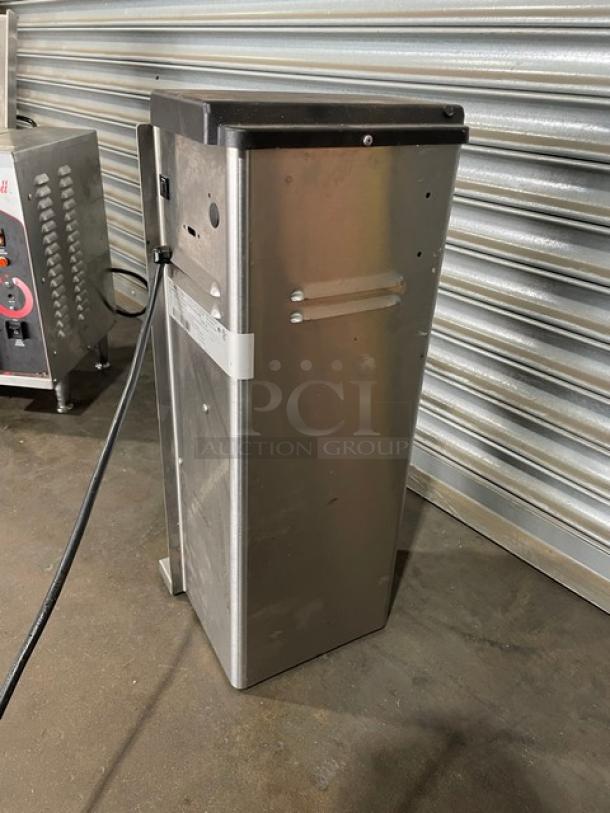 Vitamix Commercial Stainless Steel Electric Powered Countertop Frozen Dessert Mix'n Machine! With Splash Guard! Model: VM0800! 120V! - Image 3 of 8