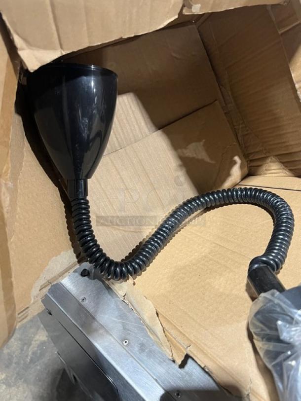 NEW! ServIt Commercial Black Ceiling Mount 10-5/8" Round Cone Style Heat Lamp! - Image 4 of 4