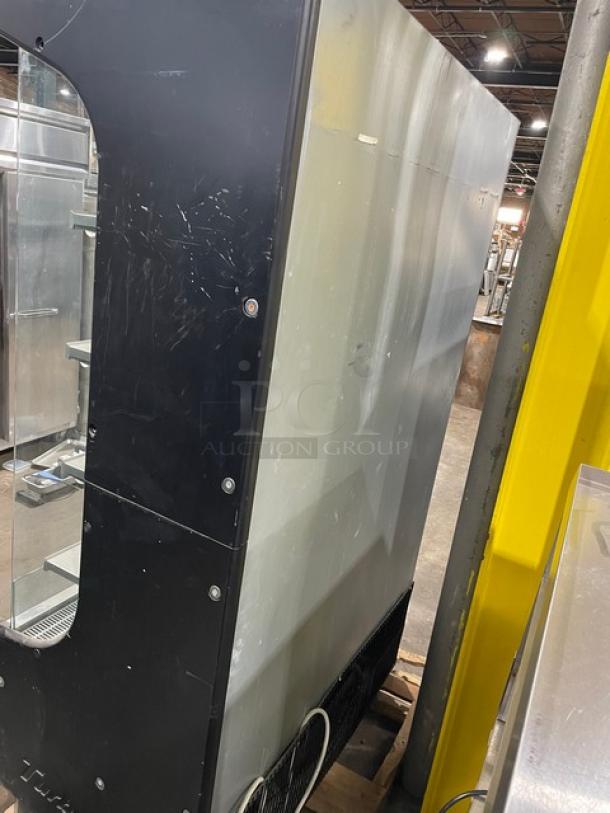 Turbo Air Commercial Black Vertical Air-Curtain Refrigerated Multi-Tier Open Grab-N-Go Merchandiser Display Case! With Stainless Steel Interior & Adjustable Shelves! Model: TOM-50(B) SN: TOM50143023! 120V 1 Phase! - Image 3 of 10