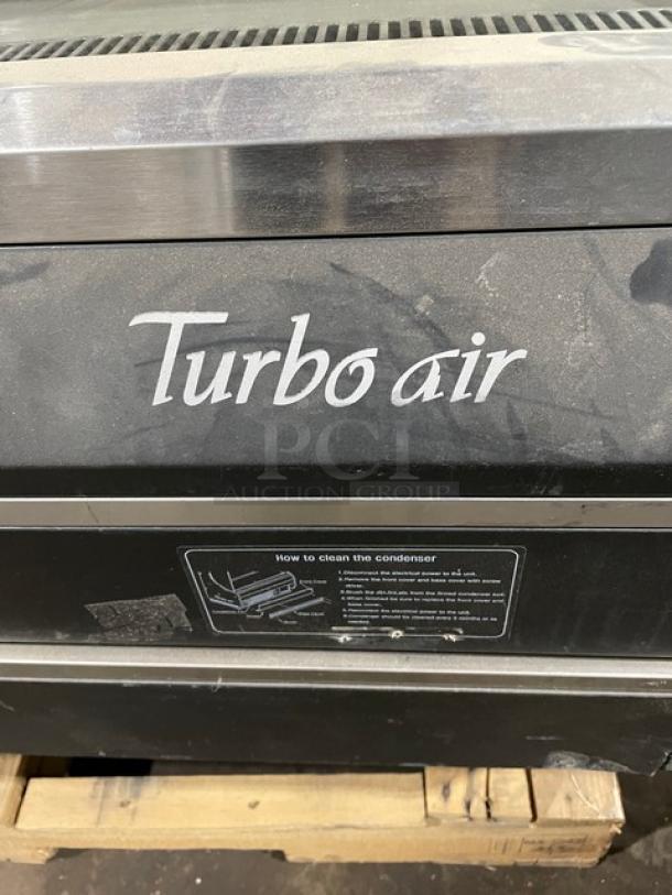 Turbo Air Commercial Black Vertical Air-Curtain Refrigerated Multi-Tier Open Grab-N-Go Merchandiser Display Case! With Stainless Steel Interior & Adjustable Shelves! Model: TOM-50(B) SN: TOM50143023! 120V 1 Phase! - Image 8 of 10