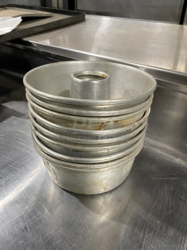 Commercial Round Tube/Bundt Cake Ring-Mold Baking Pans! 9X Your Bid! - Image 2 of 6