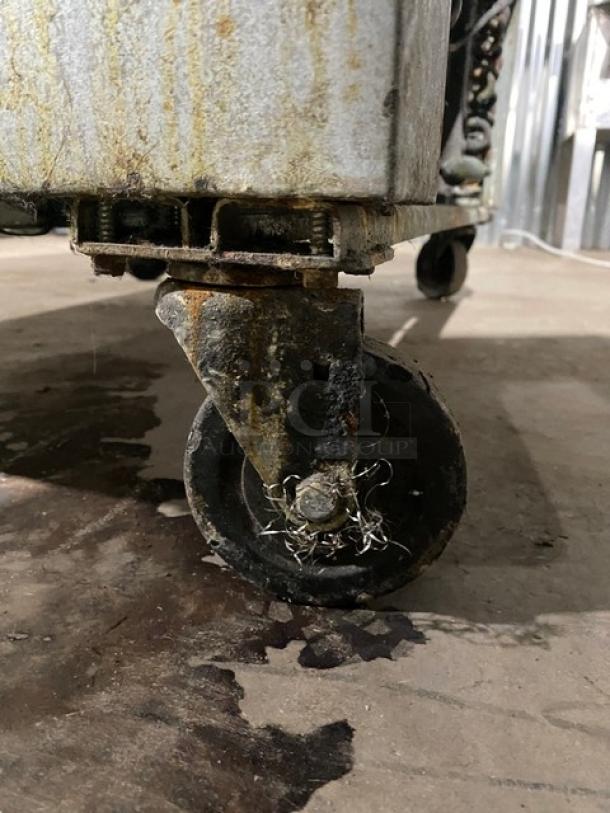 Cool-Tech Commercial Stainless Steel 2 Door Refrigerated 36" Bain Marie Style Mega Top Salad/Sandwich Prep Table! Model: Custom-36BMB SN: 116207! On Casters! - Image 8 of 11