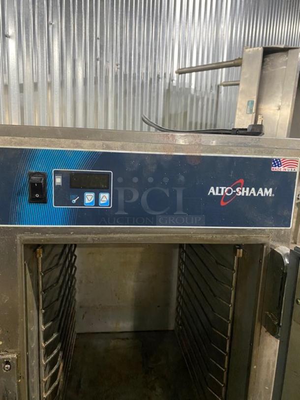 Alto-Shaam! 2018 Late Model! Halo Heat Series Commercial Stainless Steel Electric Powered 6 Pan Mobile Heated Holding Cabinet! With Built In Pan Holding Racks! Model: 500-S SN: 2287511-000! 120V 1 Phase! On Casters! Working When Removed! - Image 6 of 11
