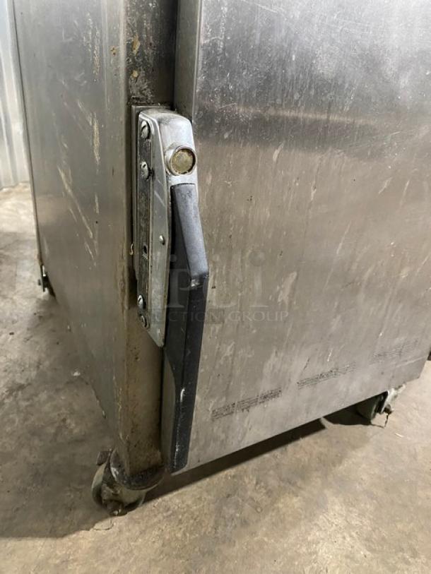 Alto-Shaam! 2018 Late Model! Halo Heat Series Commercial Stainless Steel Electric Powered 6 Pan Mobile Heated Holding Cabinet! With Built In Pan Holding Racks! Model: 500-S SN: 2287511-000! 120V 1 Phase! On Casters! Working When Removed! - Image 7 of 11