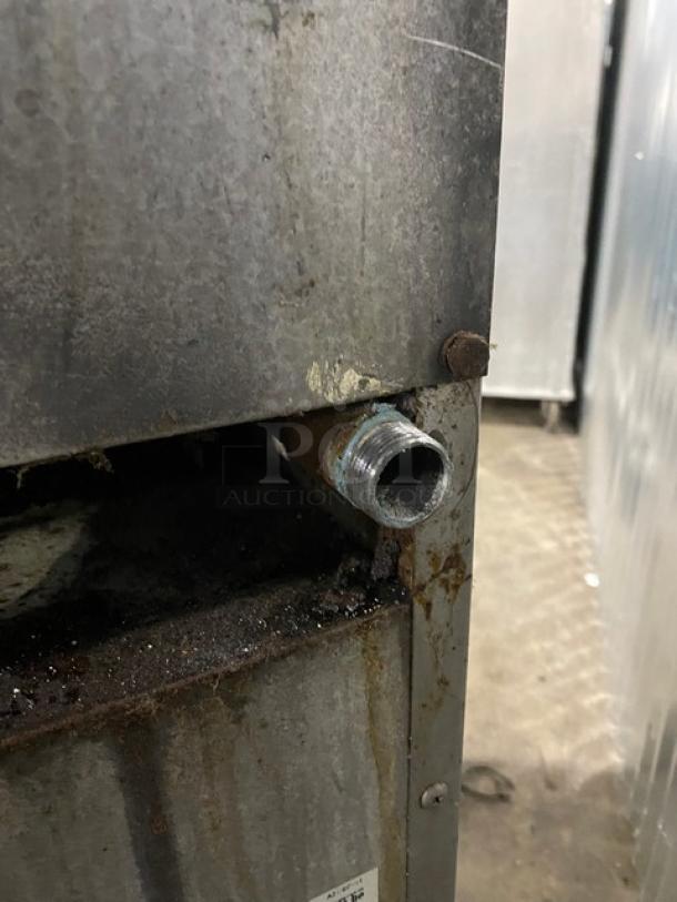 Southbend Commercial Stainless Steel Natural Gas Powered 6 Burner Range/Oven Combo! With Back Splash & Overhead Salamander Shelf! With Wired Oven Rack! Model: X436D SN: 02L38236! On Legs! Working When Removed! - Image 9 of 12