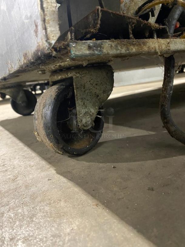 Traulsen Commercial Stainless Steel 2 Door 60" Worktop Refrigerator! With Back Splash! Model: UHT60-ZCF-LS SN: T79925J04! 115V 1 Phase! On Casters! - Image 11 of 11