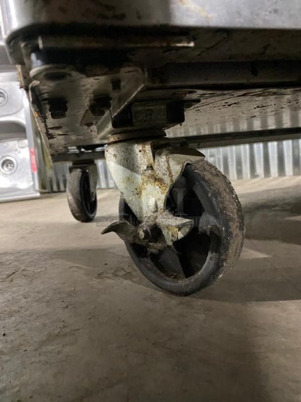 Atosa Commercial Stainless Steel 2 Door Refrigerated Bain Marie Style Mega Top Salad/Sandwich Prep Table! With Food Pans! With Poly Coated Wire Racks! Model: MSF8302GR SN: MSF8302GRAUS100317102100C40036! 115V 1 Phase! On Casters! - Image 9 of 11