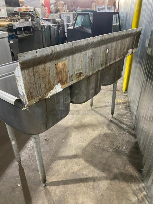 Commercial Stainless Steel 3-Compartment Dishwashing Sink! With Back Splash! With Basket Drain Holes! On Legs! - Image 3 of 9