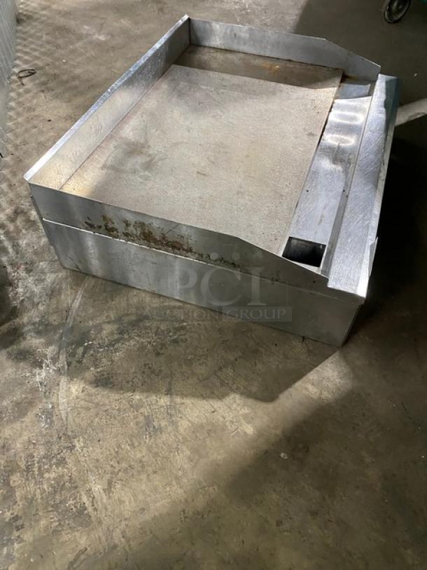 American Range Commercial Stainless Steel Natural Gas Powered Countertop Flat Griddle! With Back & Side Splash! With Legs! - Image 4 of 9