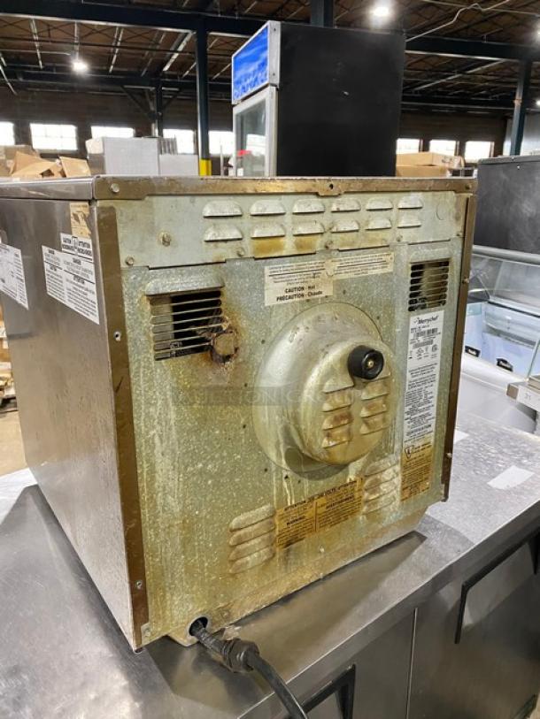 MerryChef! 2014 Late Model! Commercial Stainless Steel Electric Powered Countertop Rapid Cook Turbo Oven! Model: Eikon E4S SN: 1404213091343! 208/240V 2 Phase! - Image 3 of 10