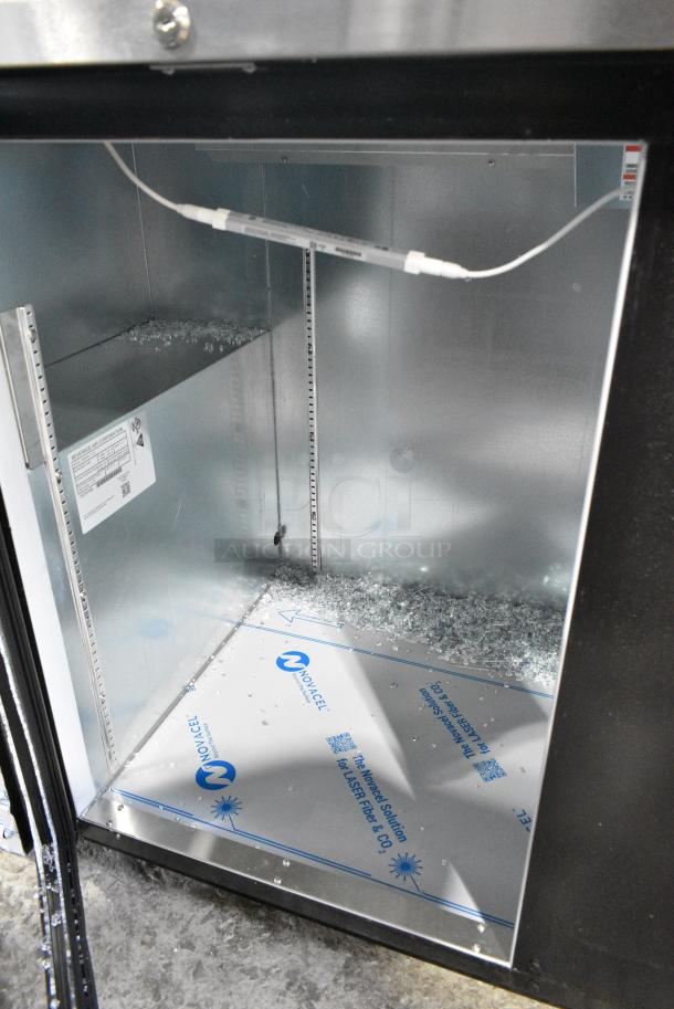 BRAND NEW SCRATCH AND DENT! Beverage Air  BB94HC-1-G-B Metal commercial 3 Door Back Bar Cooler Merchandiser. See Pictures for Broken Glass. 115 Volts, 1 Phase. Tested and Working! - Image 5 of 8
