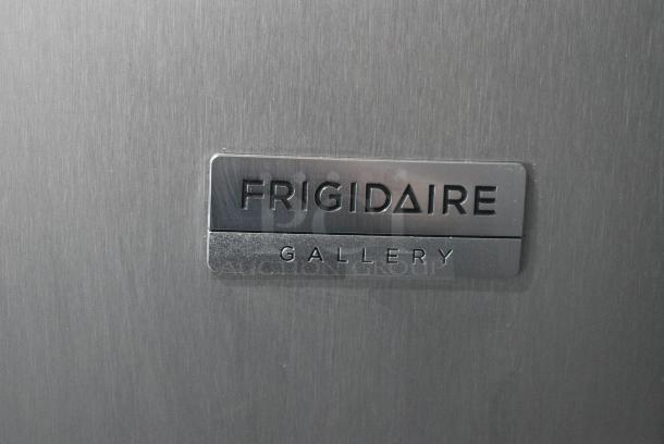 BRAND NEW SCRATCH AND DENT! Frigidaire FGFR727 Stainless Steel Reach In Cooler w/ Freezer. 115 Volts, 1 Phase. Tested and Working! - Image 3 of 9