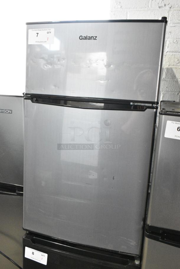 Galanz GLR31TS1E02 Mini Cooler w/ Freezer. 115 Volts, 1 Phase. Tested and Working! - Image 2 of 10