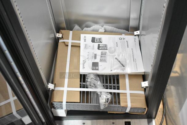 BRAND NEW SCRATCH AND DENT! 2023 True T-11G-HC Metal Commercial Single Door Reach In Cooler Merchandiser w/ Poly Coated Racks. 115 Volts, 1 Phase. Tested and Working! - Image 5 of 6