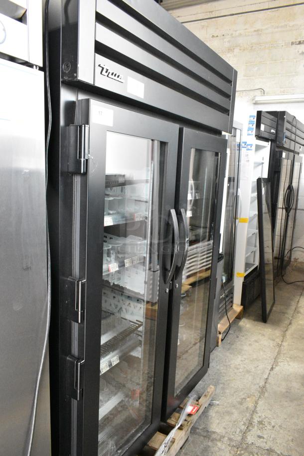 LIKE NEW! 2023 True STG2RPTVLD-2G-2S-HC Metal Commercial 2 Door Reach In Cooler Merchandiser. 115 Volts, 1 Phase. Tested and Working! - Image 3 of 8
