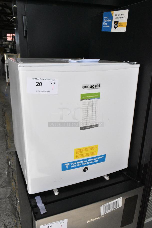 Accucold FS24L Mini Freezer. 115 Volts, 1 Phase. Tested and Working! - Image 2 of 7