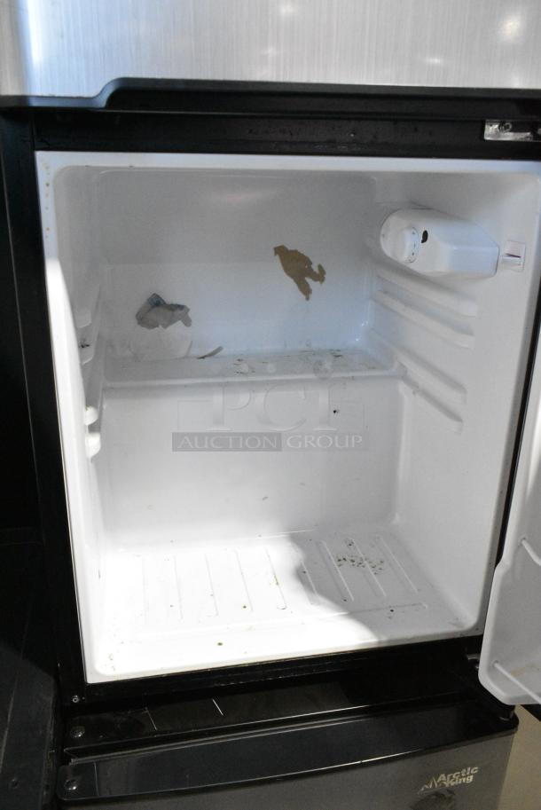 Haier HC32TW10SV Mini Cooler w/ Freezer. 115 Volts, 1 Phase. Tested and Powers On But Does Not Get Cold - Image 7 of 9