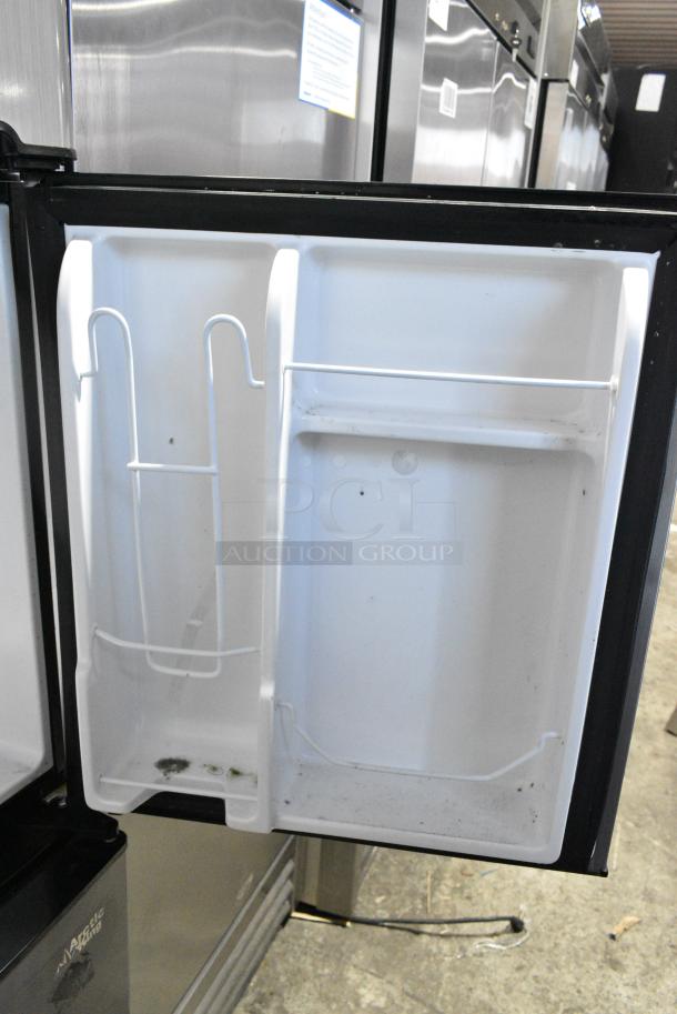 Haier HC32TW10SV Mini Cooler w/ Freezer. 115 Volts, 1 Phase. Tested and Powers On But Does Not Get Cold - Image 8 of 9