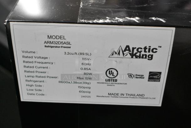 Arctic King ARM32D5ASL Mini Cooler w/ Freezer. 115 Volts, 1 Phase.  Tested and Working! - Image 9 of 9