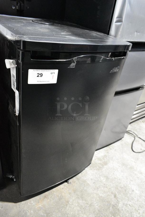 Arctic King ABDA049ADBS Mini Direct Draw Kegerator on Casters. 115 Volts, 1 Phase. Tested and Working! - Image 2 of 9