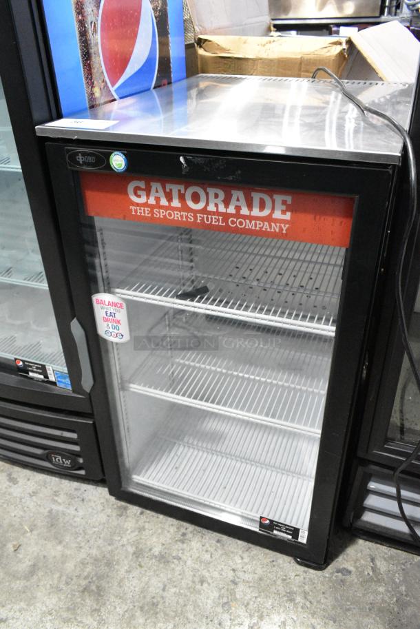 QBD DC6LP-HC Metal Commercial Single Door Reach In Cooler Merchandiser. 115 Volts, 1 Phase. Tested and Working! - Image 1 of 6