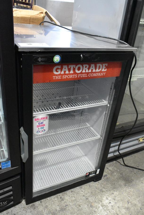 QBD DC6LP-HC Metal Commercial Single Door Reach In Cooler Merchandiser. 115 Volts, 1 Phase. Tested and Working! - Image 2 of 6