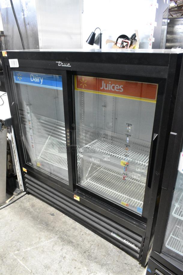 2018 True GDM-41SL-48-HC-LD Metal Commercial 2 Door Reach In Cooler Merchandiser. 115 Volts, 1 Phase. Tested and Working! - Image 2 of 7