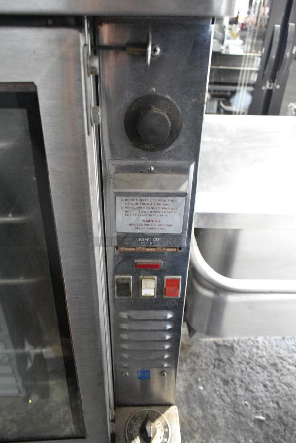 Blodgett EZE-1 Stainless Steel Commercial Electric Powered Full Size Convection Oven w/ View Through Doors, Metal Oven Racks and Metal Legs. 460-480 Volts, 3 Phase. - Image 4 of 6