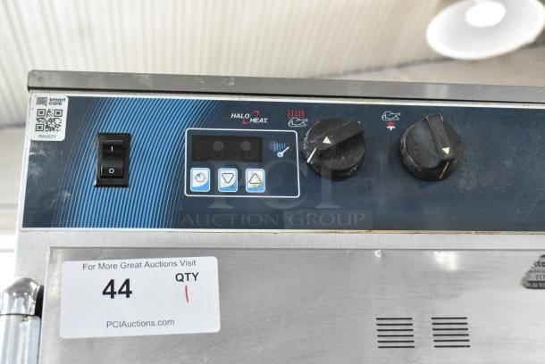 Alto Shaam 1000-TH/I Stainless Steel Commercial Halo Heat Slo Cook & Hold Oven on Commercial Casters. 208-240 Volts, 1 Phase. - Image 3 of 8