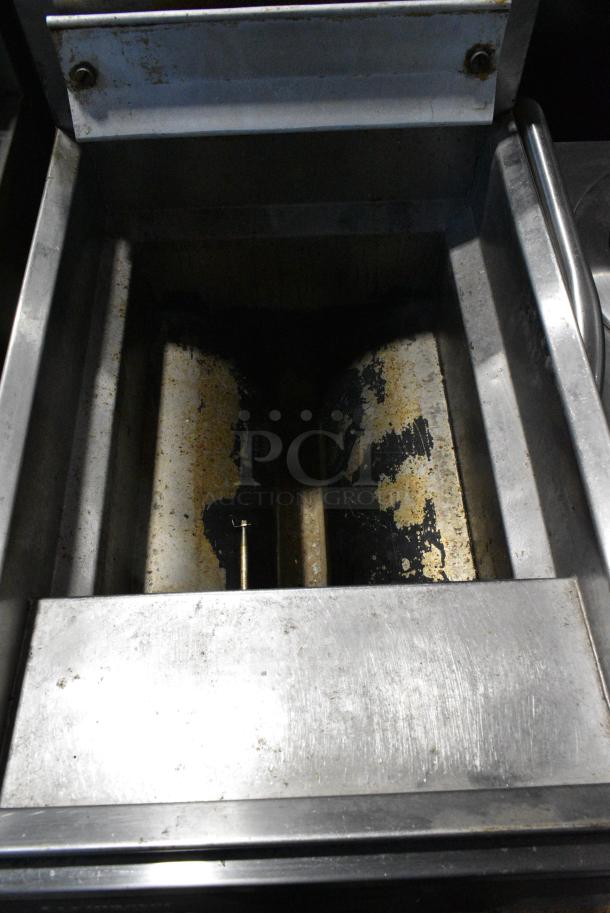Frymaster GF14SD Stainless Steel Commercial Floor Style Propane Gas Powered Deep Fat Fryer. - Image 4 of 7
